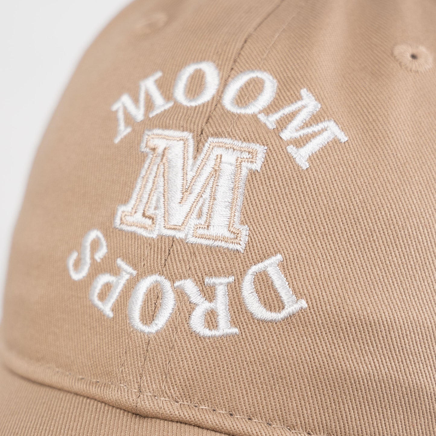 1K Moom Drops Creme Cap