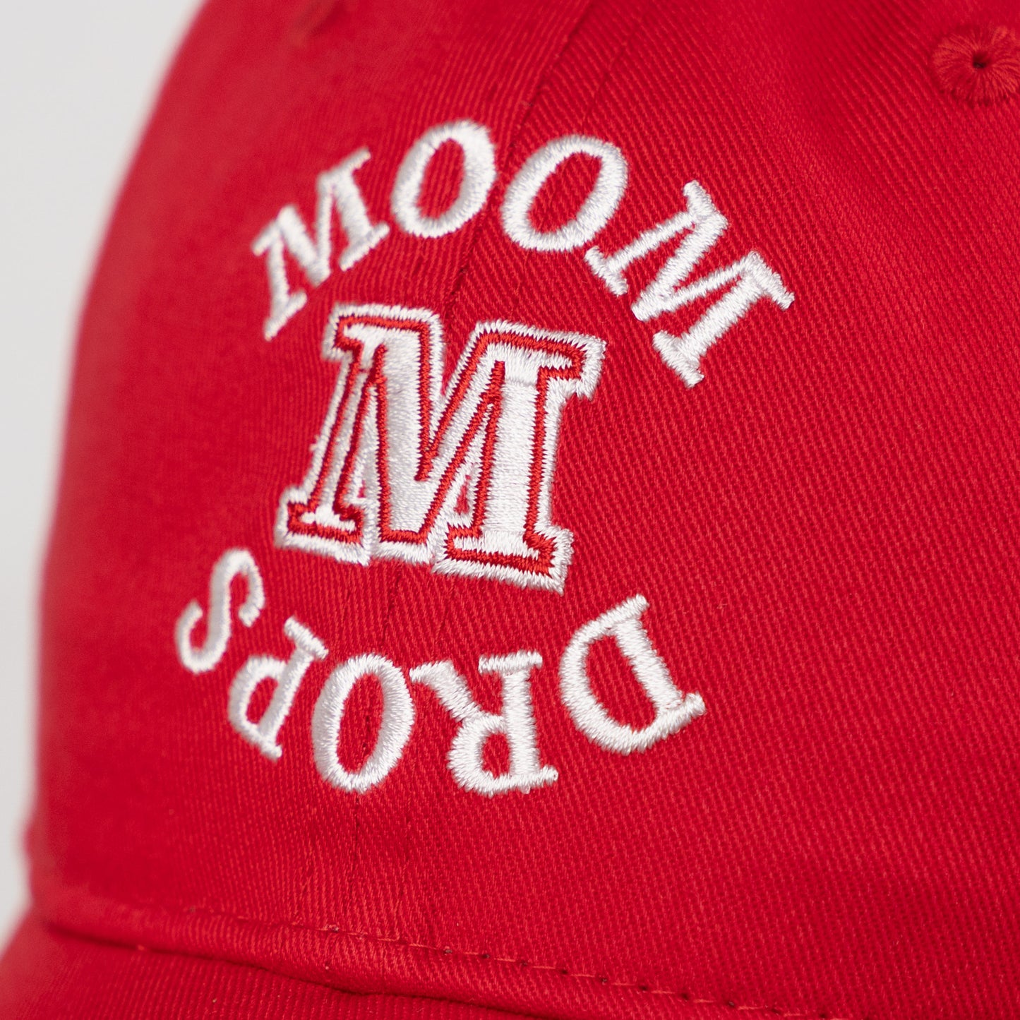 1K Moom Drops Red Cap